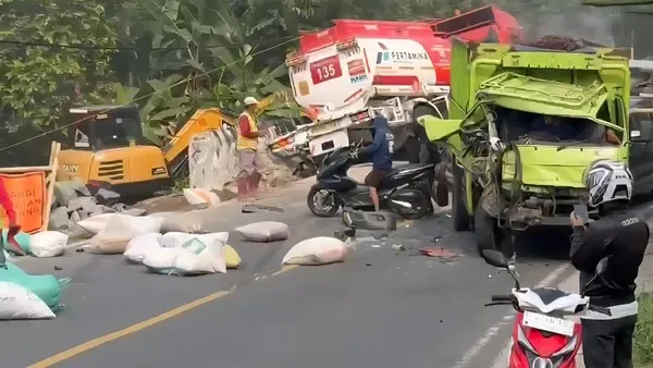 Foto: Kecelakaan beruntun di Cigudeg Bogor. (Dok. ist)