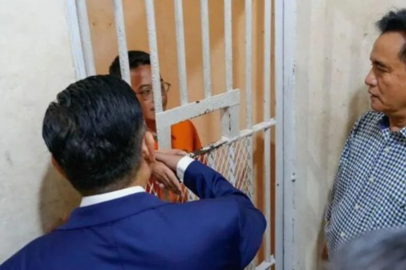 Delpedro Tegaskan Tak Salah soal Dugaan Penghasutan di Depan Yusril. (Kemenko Kumham Imipas RI)
