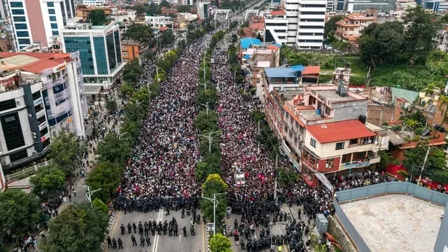 BEM UI Ingatkan Pejabat Indonesia Belajar dari Desakan Gen Z Nepal. (Tirto).