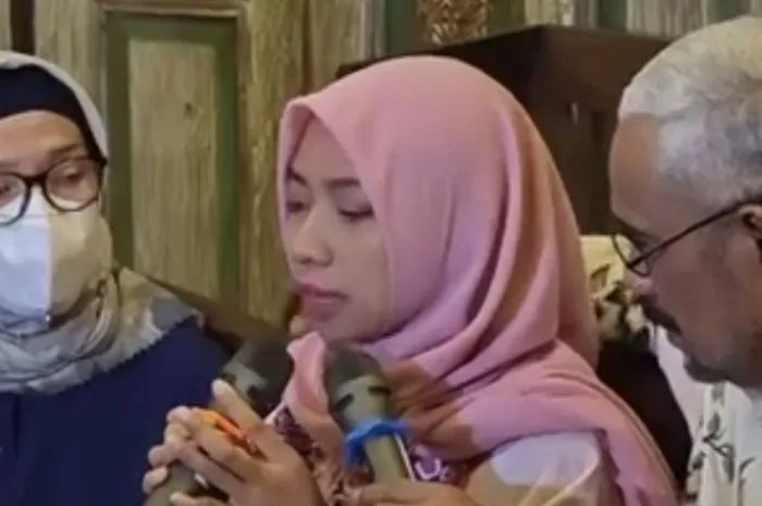 Kasus Kematian Suaminya, Istri Arya Daru Mohon Prabowo-Kapolri Jujur. (Istimewa).