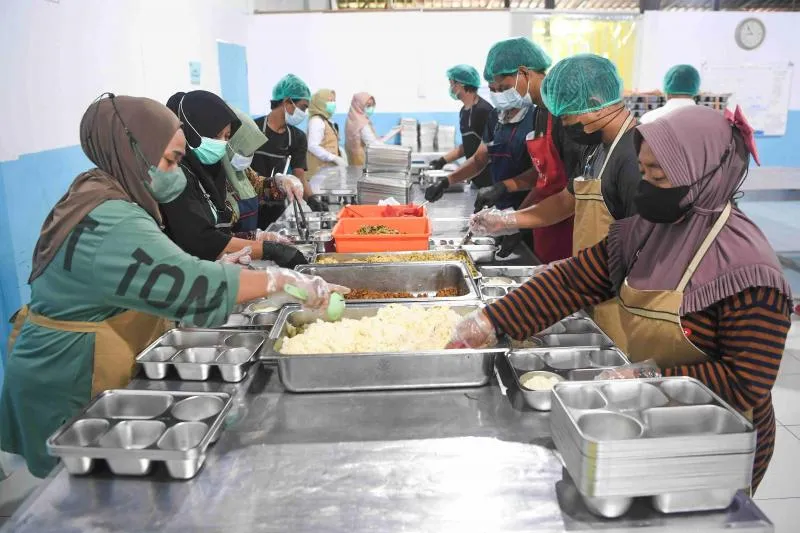 Dapur SPPG (ANTARA FOTO/M Risyal Hidayat/bar)