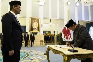 Menkeu Purbaya Diganti: Koreksi Prabowonomics atau Tekanan Oligarki?