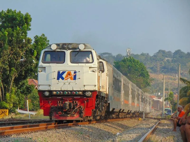 Kereta Api Argo Parahyangan Relasi Gambir Bandung (Dok.Wikipedia)