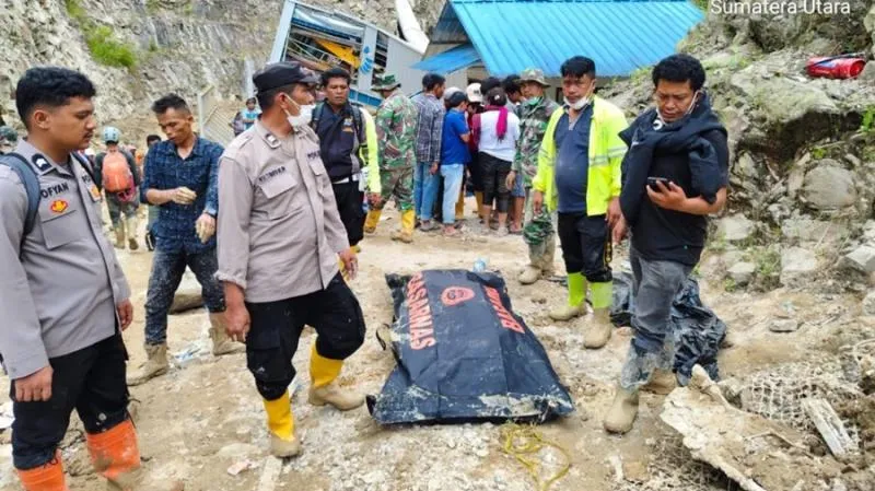 Update Banjir Sumatera Utara: 176 Orang Tewas dan 160 Masih Hilang. (Istimewa).
