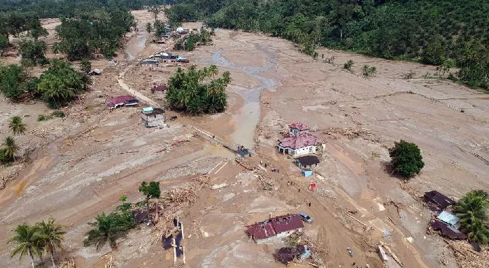 Ilustrasi.Permukiman warga terdampak banjir bandang di Desa Aek Garoga, Kecamatan Batang Toru, Kabupaten Tapanuli Selatan, Sumatera Utara, 29 November 2025. (Antara via Tempo)