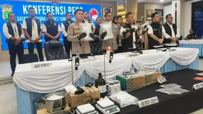 Ilustrasi. Bongkar Pabrik Sinte di Manggarai, Polisi Sita Barbuk Senilai Rp20 M. (BeritaSatu).