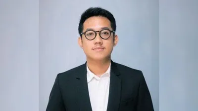Polda Metro Jaya resmi melakukan penahanan terhadap Direktur Lokataru Foundation Delpedro Marhaen dan lima tersangka dugaan penghasutan demo.Tangkapan layar linkedin Delpedro Marhaen