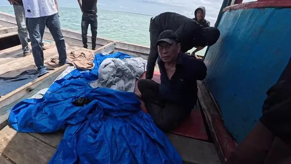 Penampakan Ko Erwin saat diamankan (Foto: Dok. Bareskrim Polri )