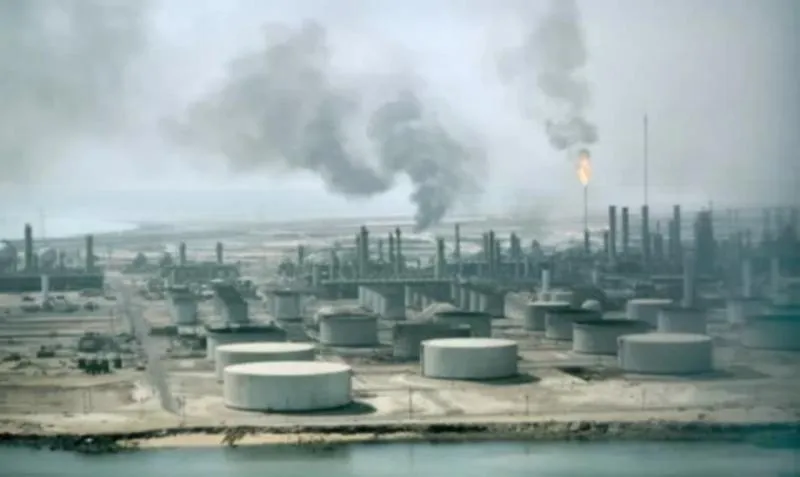 Fasilitas pengolahan minyak Aramco di Arab Saudi. FOTO/UIG