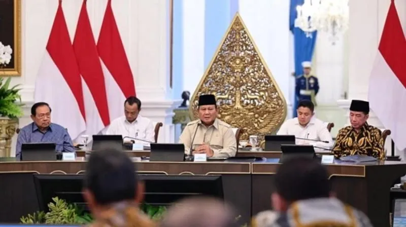 Diskusi Prabowo dengan Mantan Presiden di Istana. (Istimewa).