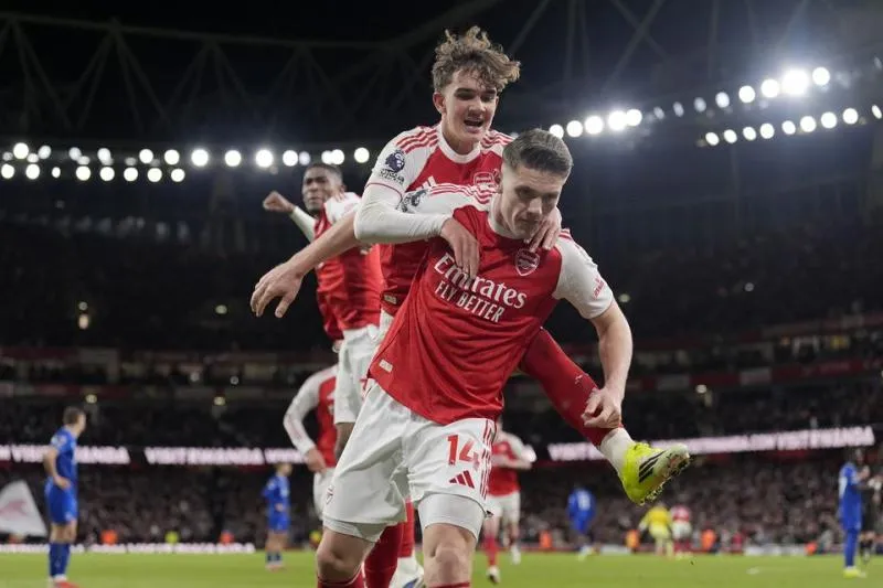 Pemain 16 Tahun Bikin Arsenal Nyaman di Puncak usai Hajar Everton. (Istimewa).