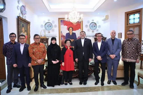 Megawati Kirim Surat untuk Pemimpin Iran Mojtaba Khamenei, Ini Isinya. (JPNN).