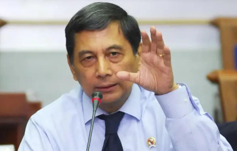 Prof. DR. Juwono Sudarsono, Menteri Pertahanan RI pertama dari kalangan sipil. (Fajar)