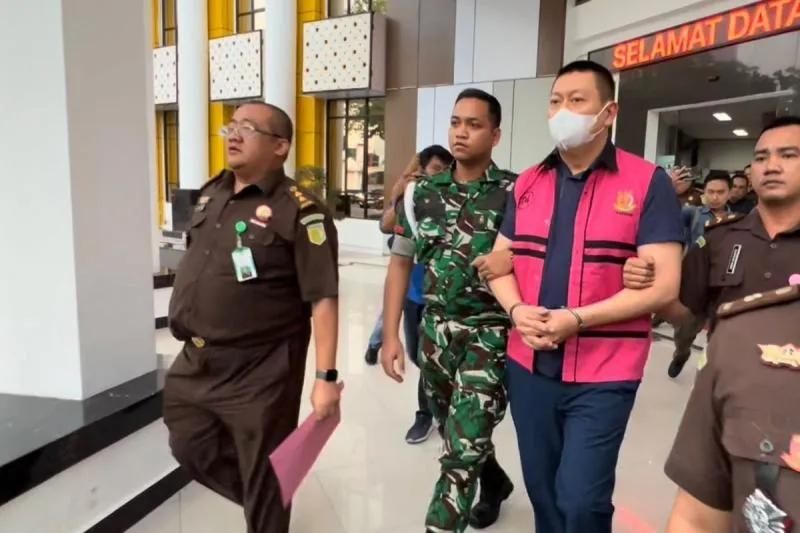 Bengawan Kamto, terdakwa dugaan korupsi kredit investasi dan kredit modal kerja di PN Jambi.(Kejati Jambi)  