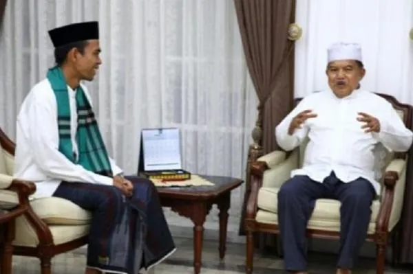 Jusuf Kalla Dipolisikan Karena Ceramahnya, UAS Tulis Pesan Penuh Makna. (Istimewa).