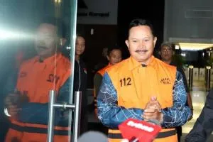 Kasus Gratifikasi, KPK Tuntut Walkot Madiun Nonaktif Maidi 7 Tahui Bui