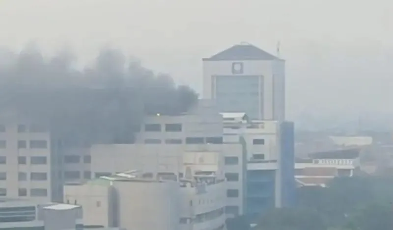RSUD Dr Soetomo Tegaskan Tidak Ada Korban Tewas Akibat Kebakaran. (Istimewa).