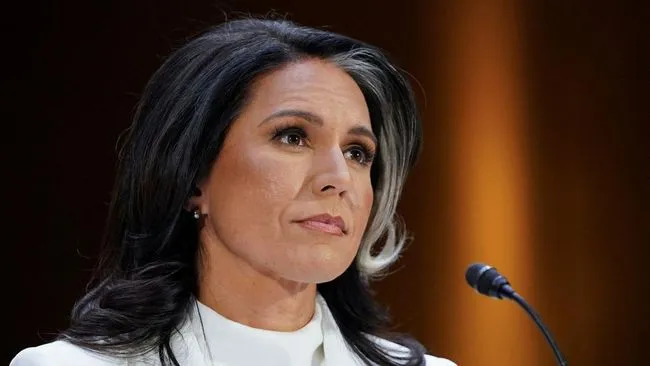 Foto: Direktur Intelijen Nasional Tulsi Gabbard berbicara selama konferensi pers di Gedung Putih, di Washington, 23 Juli 2025. (REUTERS/Nathan Howard/File Photo)