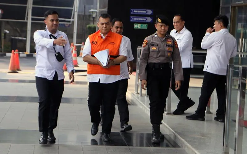 Wakil Menteri yang dimaksud dualah Silmy Karim, yang menjabat sebagai Wakil Menteri Imigrasi dan Pemasyarakatan Republik Indonesia. Pemeriksaan awal Silmy dilakukan oleh KPK pada Senin,(6/8/2026) di Gzedung Merah Putih KPK, Jakarta. Robinsar Nainggolan