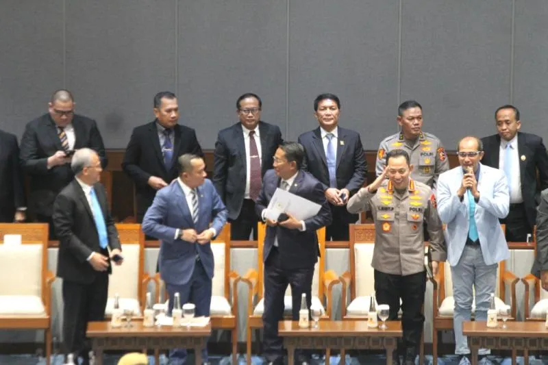 Pengesahan Kilat RUU Polri di DPR Ditolak Koalisi Masyarakat Sipil. (Sinpo).