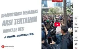 Demonstrasi Memanas, Aksi Tertahan Barikade Besi di Sudirman Thamrin 