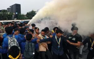Siapa Sebenarnya yang Disebut Pengkhianat?