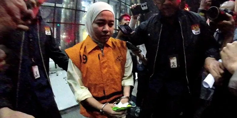 Direktur PT Millenium Solusi Abadi, Fika Nur Alawi resmi ditahan KPK usai lolos OTT, Kamis, 2 Juli 2026. (Foto: RMOL/Jamaludin Akmal)