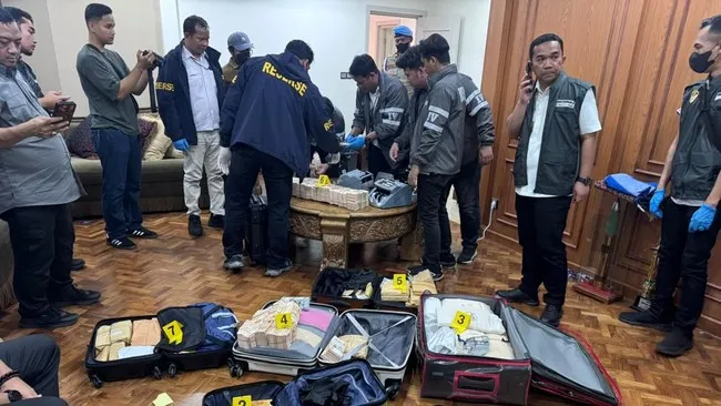 Ada Emas 74 Kg, Polisi Sita Bukti Senilai Rp476 M dari Rumah di Sentul. (Arsip Polri).