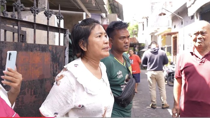 Menyiapkan Sekoci bagi Penumpang Kapal Retak