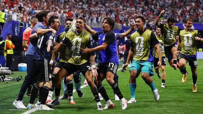 Epic Comeback, Argentina Lolos Final Piala Dunia Usai Hajar Inggris. (cnnindonesia).