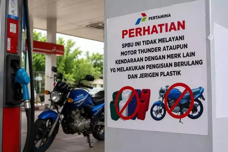 Larangan Suzuki Thunder Isi BBM di SPBU. (Istimewa).