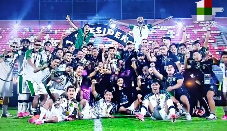 Pernyataan Bernardo Tavares usai Persebaya Juara Piala Presiden 2026. (Istimewa).