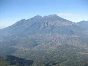 Karhutla Gunung Arjuno-Welirang di Jatim, Ada 3 Titik Api Terdeteksi