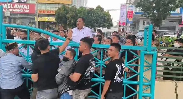 Heboh Kisruh Panas UIN Jakarta dengan Sekolah Islam di Pamulang. (Istimewa).