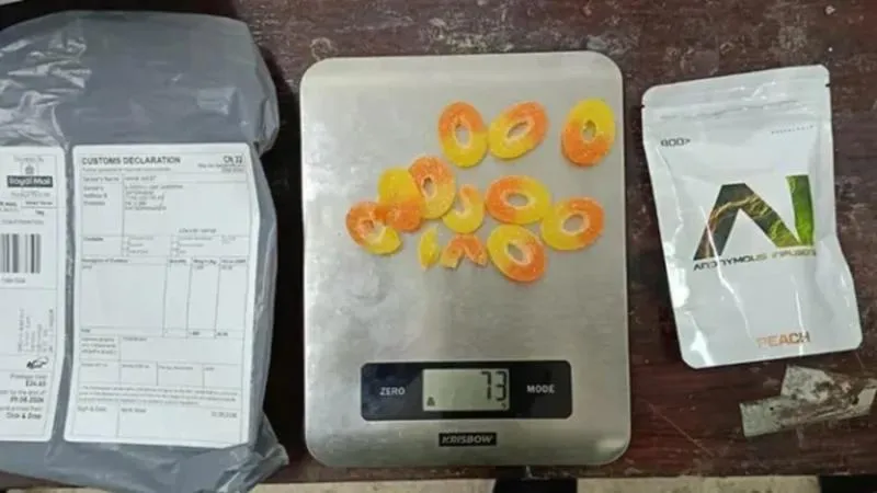 Pesan Paket Permen Narkoba dari Inggris, Polisi Tangkap Pria di Malang. (Istimewa).