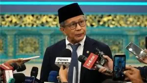 Rocky Gerung Minta Kepala Bakom Syahganda Pulihkan Nama Baiknya