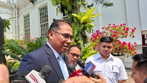 Rektor Institut Pertanian Bogor (IPB) Alim Setiawan Slamet di Istana Kepresidenan, Kamis (15/10/2026). (Rolando/detikcom)