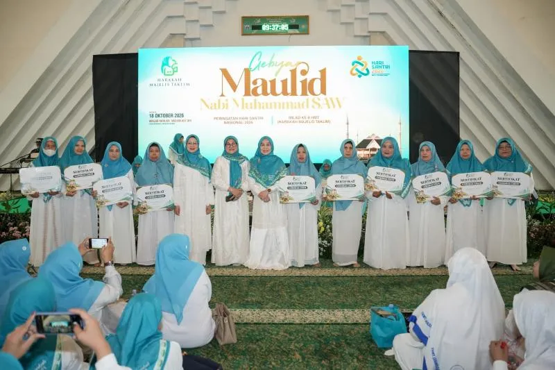 Rayakan Harlah ke-8, Harakah Majelis Taklim (HMT) Launching Modul Taklim dan Salurkan 10 Unit Gerobak UMKM Kepada Jamaah Majelis Taklim (Istimewa)