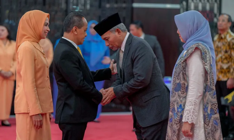 Ilustrasi: Menteri ESDM Bahlil Lahadalia Melantik Kepala SKK Migas Djoko Siswanto di Jakarta, Kamis (9/11/2024). (Humas ESDM)