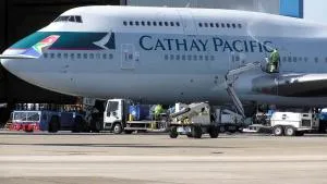 Cathay Pacific Kebobolan Data 53 Ribu Pemesanan Tiket