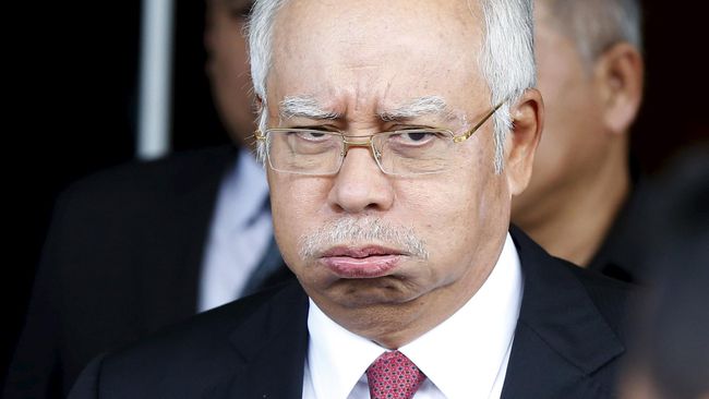 Nama Najib Razak mencuat sebagai tokoh reformasi. Namun, belakangan dia dikaitkan dengan skandal korupsi 1MDB. (REUTERS/Olivia Harris)