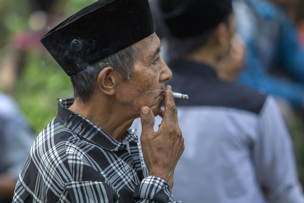 Ilustrasi perokok yang mudah diserang Covid-19 dan juga mudah meninggal (Foto: Rokok Indonesia)