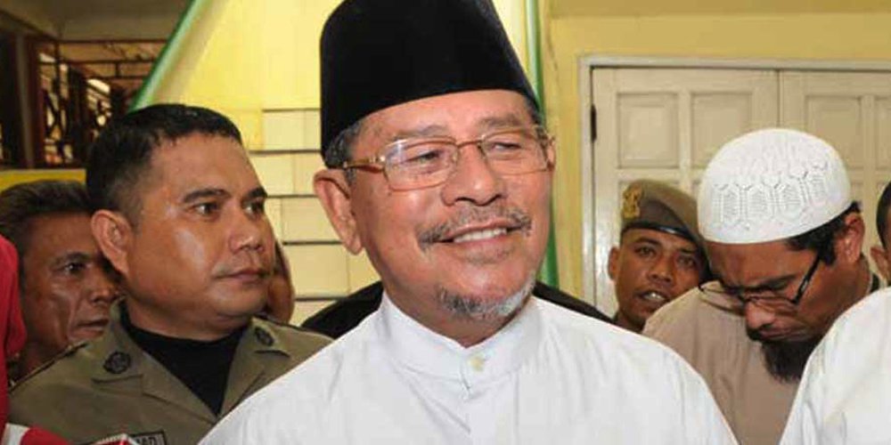 Abdul Gani Kasuba Gubernur Maluku Utara (foto: Taliabupos)