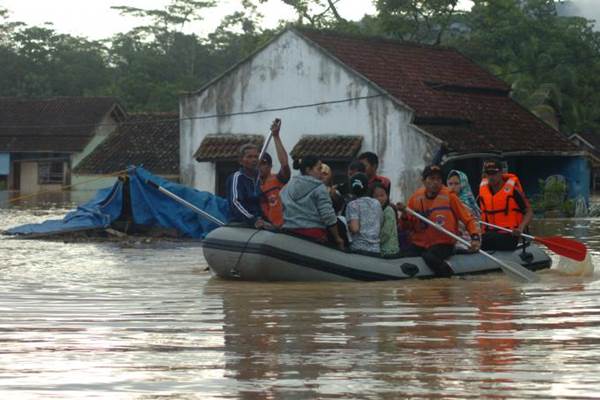 Ilustrasi warga korban banjir lawan Anies Baswedan dengan mengajukan banding(foto: Antara)