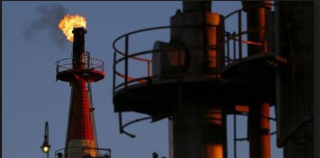 Harga minyak dunia naik, penerimaan negara terdongkrak (foto: Reuters)