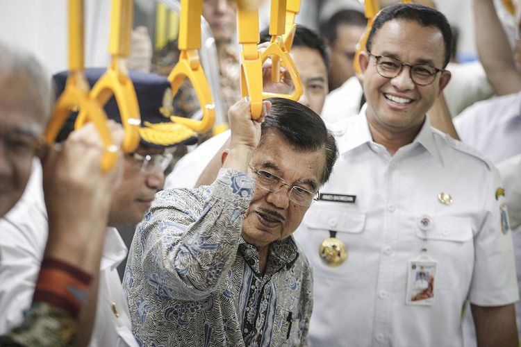 Wapres JK usai mencoba MRT Rute Bundaran HI-Lebak Bulus di Jakarta (Foto: Kompas)